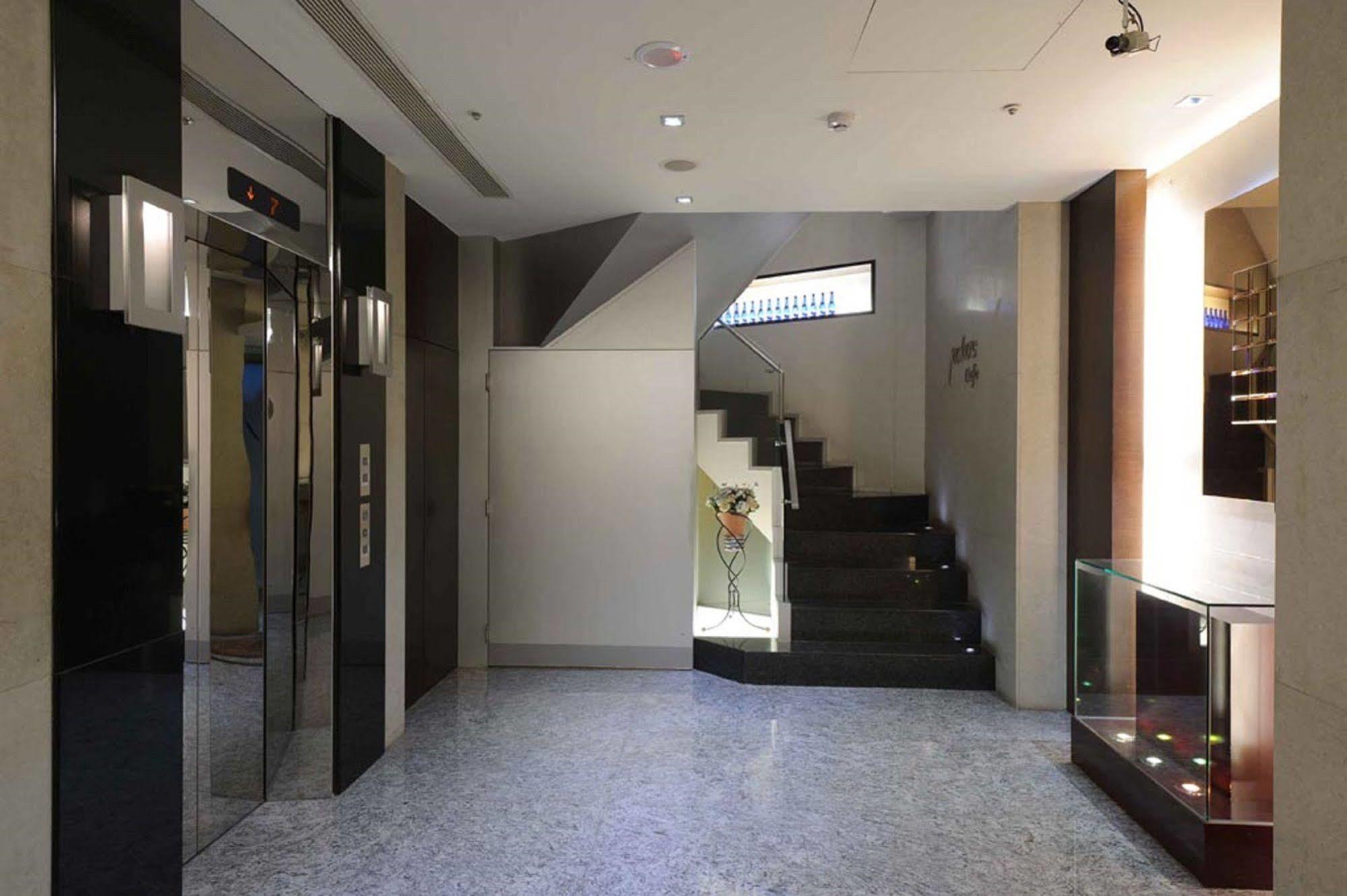K Hotel - Yunghe Yonghe Extérieur photo